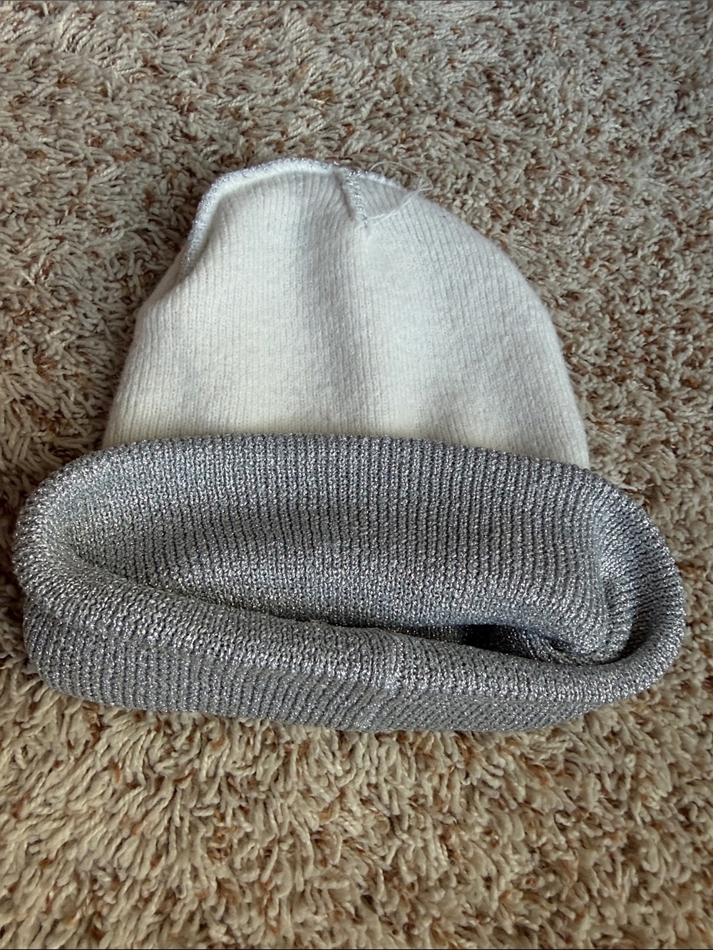 New By Anthropologie Sparkle Beanie Hat size Os. - Picture 6 of 7